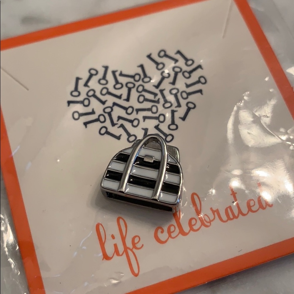 🔥FLASH SALE TODAY ONLY! 🌟 KEEP COLLECTIVE key!